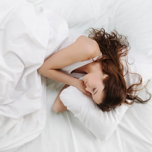 Τι συμβαίνει κατά τη διάρκεια του ύπνου που επιταχύνει την γήρανση της επιδερμίδας;