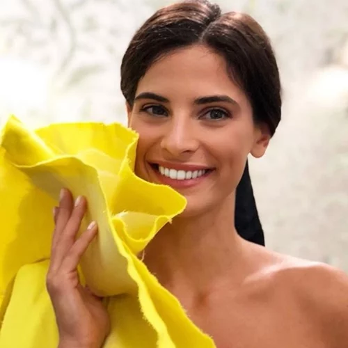 Η Χριστίνα Μπόμπα ξαναντύνεται νύφη