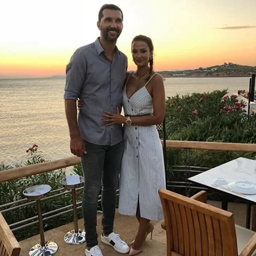 Αλέκα Καμηλά | «15 χρόνια γάμου... 3 παιδιά»