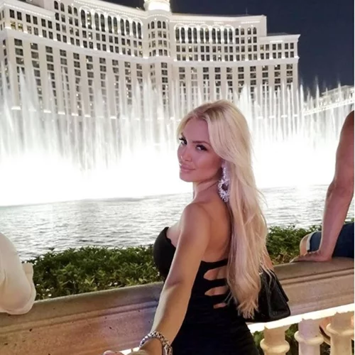 Αλεξάνδρα Παναγιώταρου | Αποχωρίστηκε τα μακριά ξανθά μαλλιά της!