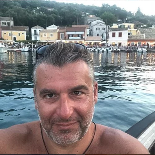 Γιώργος Λιάγκας | Δεν φαντάζεσαι ποιος τον τάισε στο στόμα!