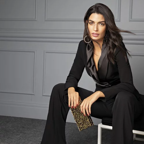 Η Τόνια Σωτηροπούλου είναι το πρόσωπο του αγαπημένου μας ελληνικού brand