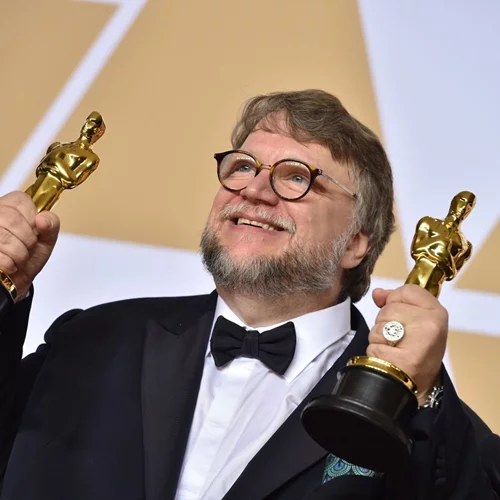 Ο Guillermo Del Toro "ζωντανεύει" τον Pinocchio στο Netflix