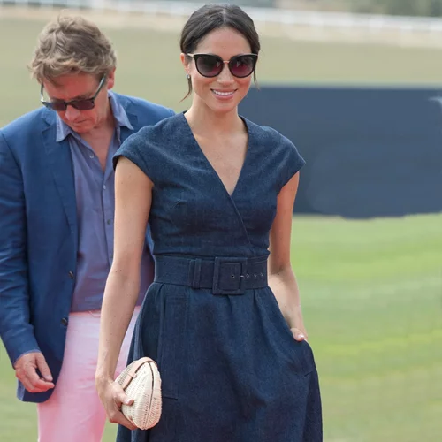 Meghan Markle | Εσύ ξέρεις γιατί έχει συνέχεια τα χέρια της στις τσέπες;