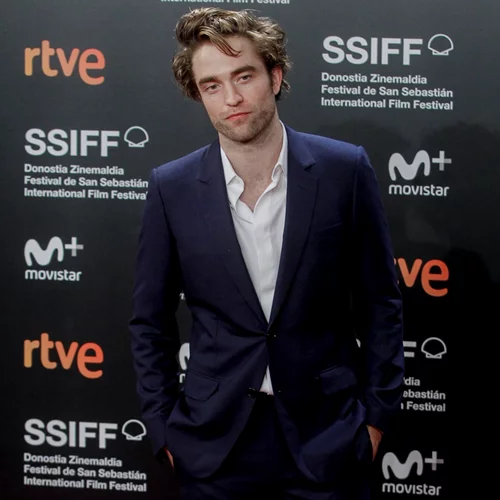 O Robert Pattinson φόρεσε για πρώτη φορά τη στολή του Batman