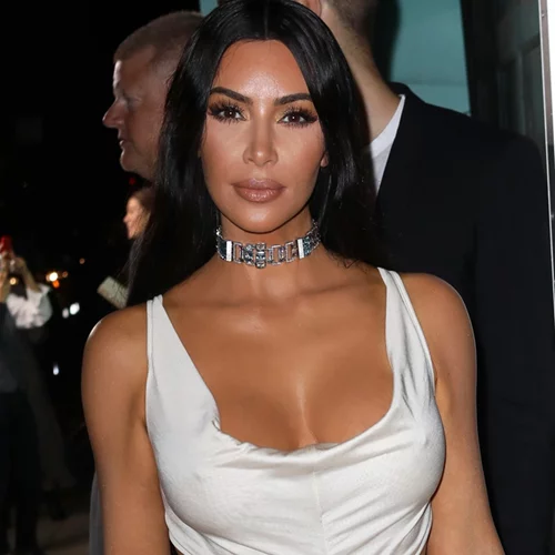 Kim Kardashian | Δεν θα πιστέψεις τι δώρο έκανε στα παιδιά της οικογένειας