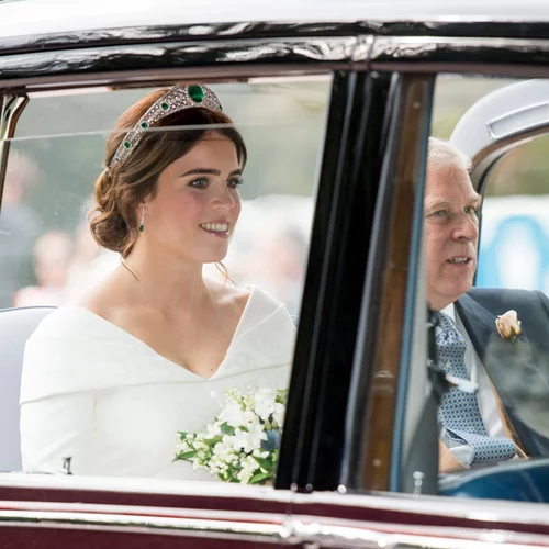 Πριγκίπισσα Ευγενία: Ποια λεπτομέρεια κατάφερε να αναβαθμίσει το νυφικό χτένισμα και μακιγιάζ της