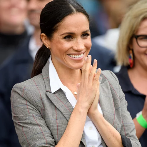 Meghan Markle | Τόλμησε το “blazer day” σε επίσημη εμφάνισή της