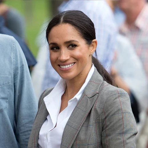 Δύο τελείως διαφορετικά looks της Meghan Markle ήταν τέλεια για τον ίδιο λόγο