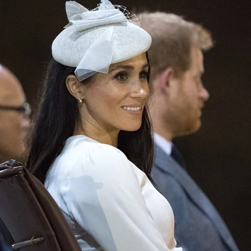 Meghan Markle | Η εντυπωσιακή total white εμφάνιση της στα νησιά Φίτζι