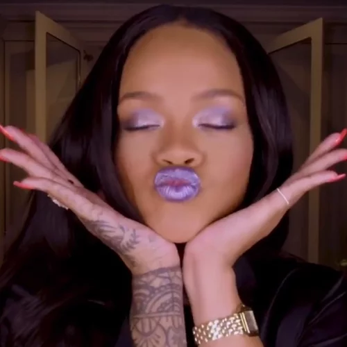 Άλλο ένα beauty tutorial από την Rihanna που αξίζει να δεις