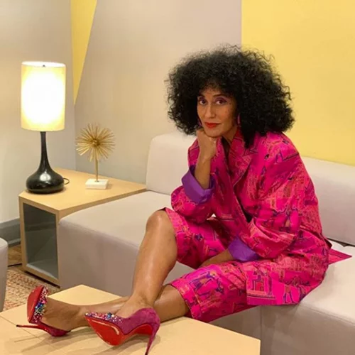 Η Tracee Ellis Ross προετοιμάζεται για τα αποψινά βραβεία AMAs!