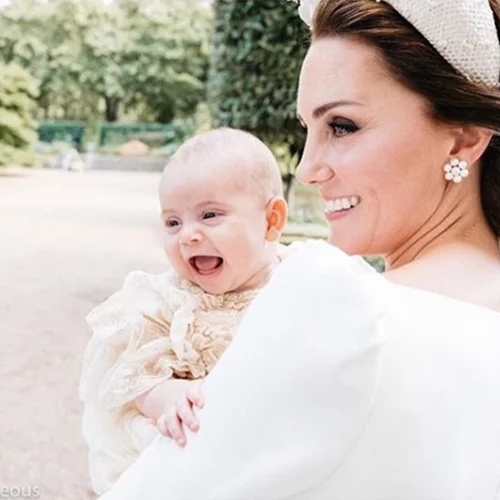 Πρίγκιπας Louis | Η πρώτη του εμφάνιση μετά τη βάπτισή του