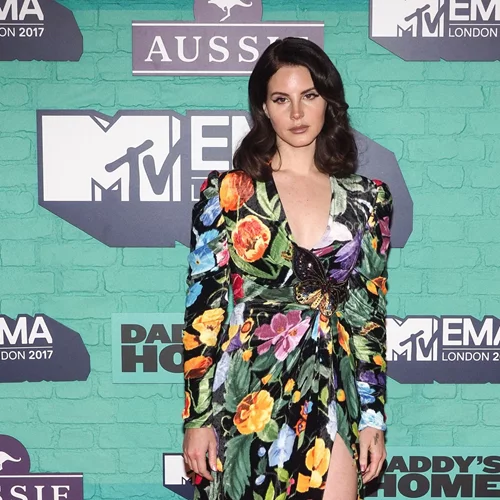 Lana Del Rey | Το αιχμηρό σχόλιο στον Kanye West