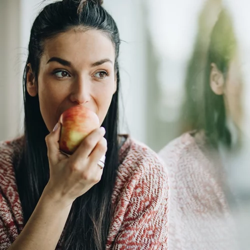 5 φθινοπωρινές τροφές που κάνουν καλό στην επιδερμίδα σου