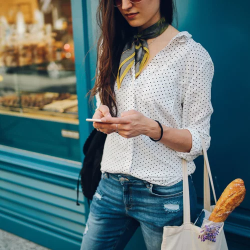 Επτά fashion applications που αξίζει να κατεβάσεις στο κινητό σου