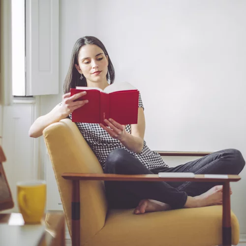 Αυτό είναι το βιβλίο που αξίζει να διαβάσεις φέτος το φθινόπωρο