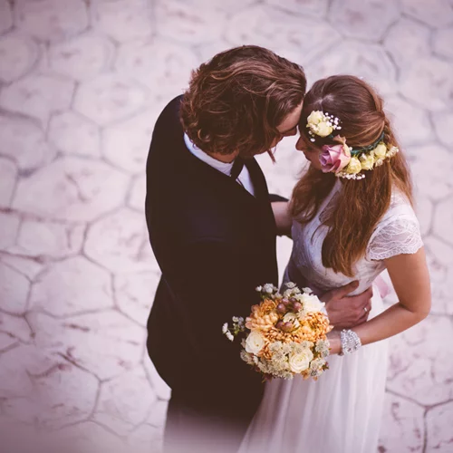 Αυτή είναι η ιδανική ηλικία να παντρευτείς