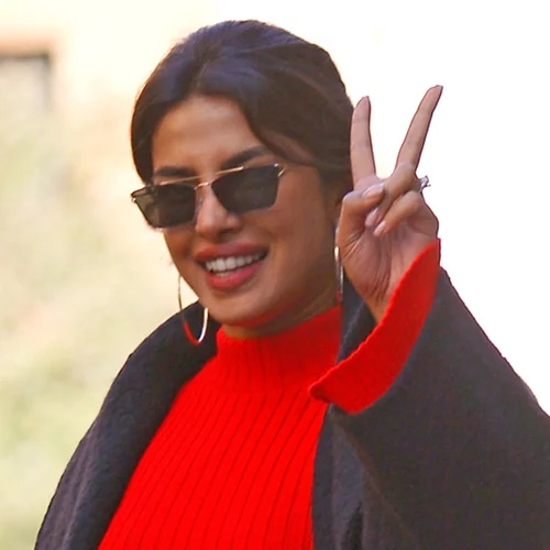 7 εμφανίσεις με τζιν παντελόνι από την Priyanka Chopra για έμπνευση