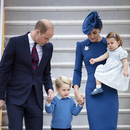 Ο πρίγκιπας George, η πριγκίπισσα Charlotte και ο πρίγκιπας Louis σε ένα χαριτωμένο βίντεο