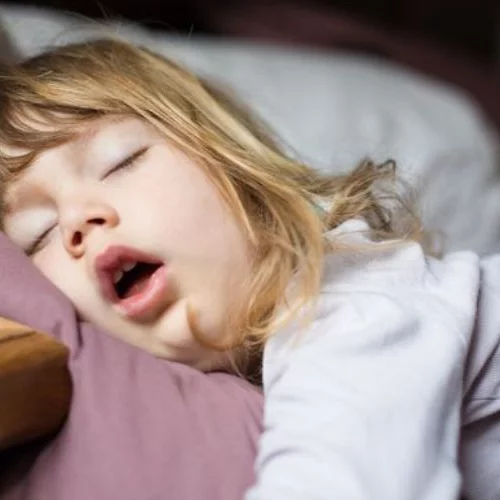 Το φαινόμενο του ηφαιστείου – τι γίνεται όταν βγαίνεις από το πρόγραμμα ύπνου του παιδιού