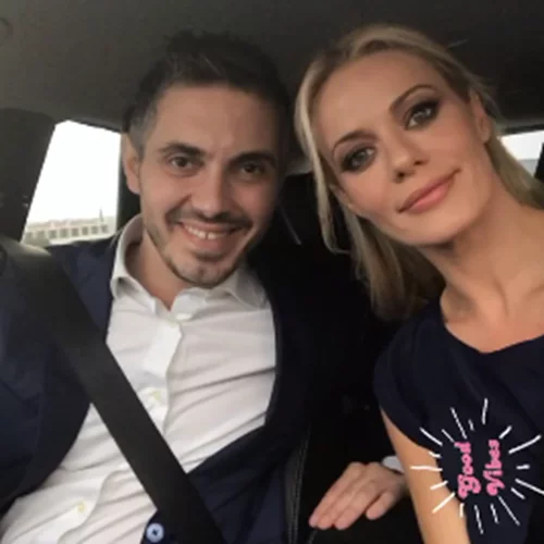 Ζέτα Μακρυπούλια | Γάμος και βαφτίσια στην οικογένειά της