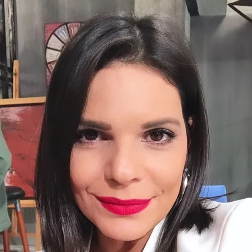 Μαρίνα Ασλάνογλου | Για ψώνια με τον 7 μηνών γιο της