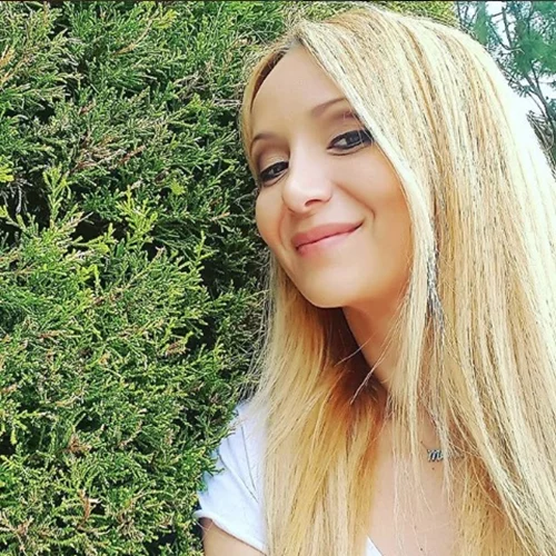 Νάταλι Κάκκαβα | To καρφί on air για τη Μαλέσκου: «Αντιγράφει εμφανώς τη Μενεγάκη»