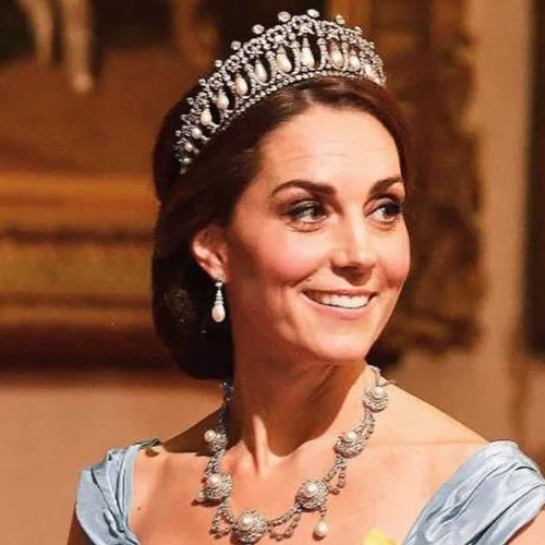 Μάθε γιατί όλοι μιλούν για τη χθεσινή εμφάνιση της Kate Middleton