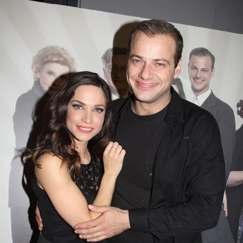 "Χτυποκάρδια στο θρανίο" | Οι λαμπερές παρουσίες στην πρεμιέρα της παράστασης