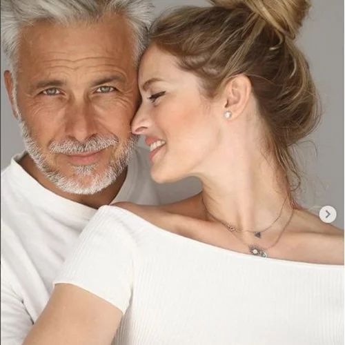 Χάρης Χριστόπουλος | Θα γίνει μπαμπάς! Έγκυος η Anita Brand