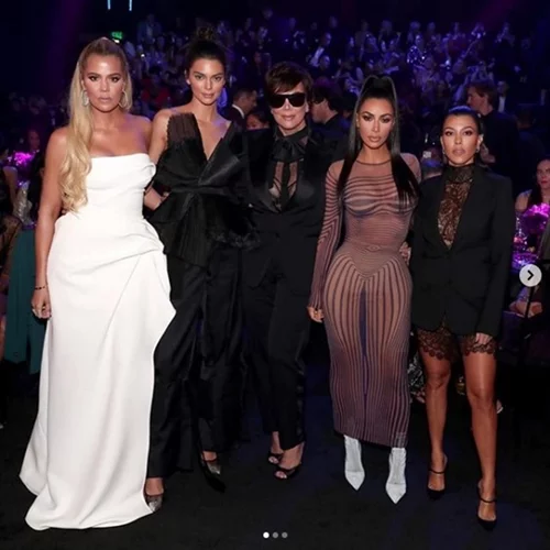 Σίγουρα αυτή την απόφαση των Kardashian δεν την περιμέναμε