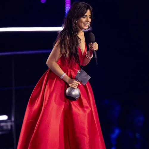 «Σάρωσε» η Camila Cabello στα MTV Europe Music Awards 2018