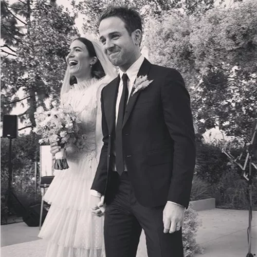 Mandy Moore | Παντρεύτηκε με ένα ονειρικό νυφικό