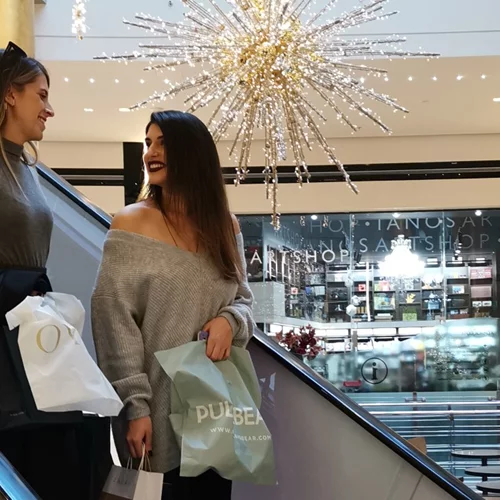 Χάρισε τα πιο ωραία δώρα στους αγαπημένους σου και κέρδισε από κάθε αγορά σου