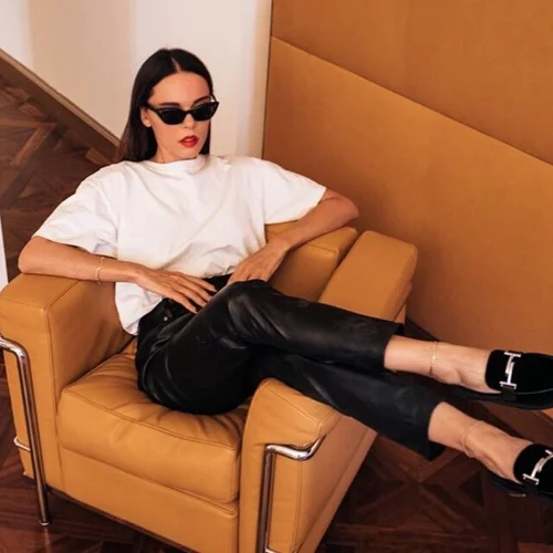 5 τρόποι να δείξεις πιο ψηλή ακόμα και όταν φοράς flats