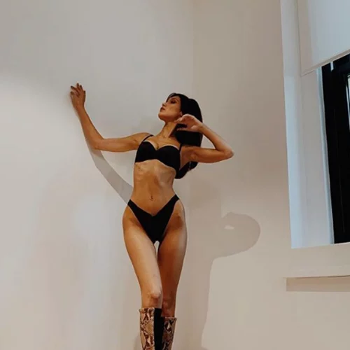 Η Bella Hadid απαντάει στην κριτική που δέχτηκε για το σώμα της