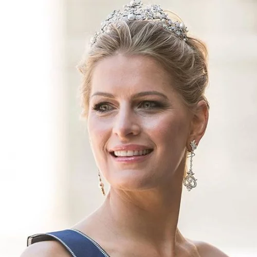 Tatiana Blatnik: Το υπέροχο φόρεμα του οίκου Carolina Herrera των 1000 ευρώ