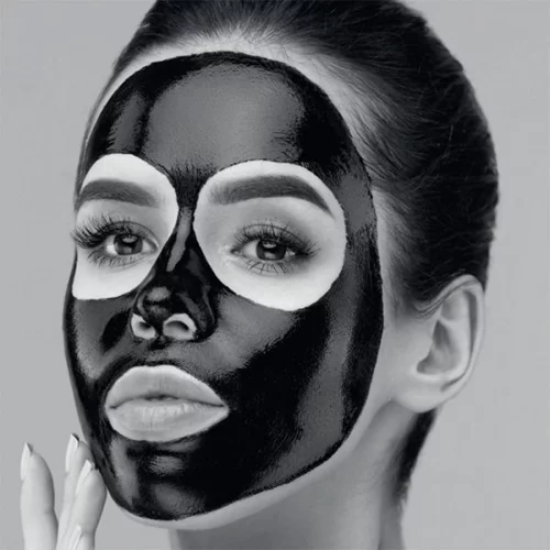Black Carbon Peeling από τη MIA aesthetics: Το beauty μυστικό των celebrities