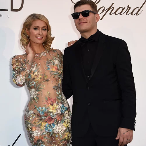 Paris Hilton | Διέλυσε τον αρραβώνα της με τον Chris Zylka