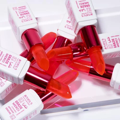 Το νέο LIPS FOR LIFE LIPSTICK δεν είναι απλά ένα κραγιόν!