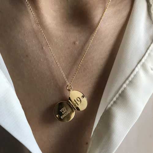 Το τέλειο γούρι για να χαρίσεις σε κάθε single φίλη σου