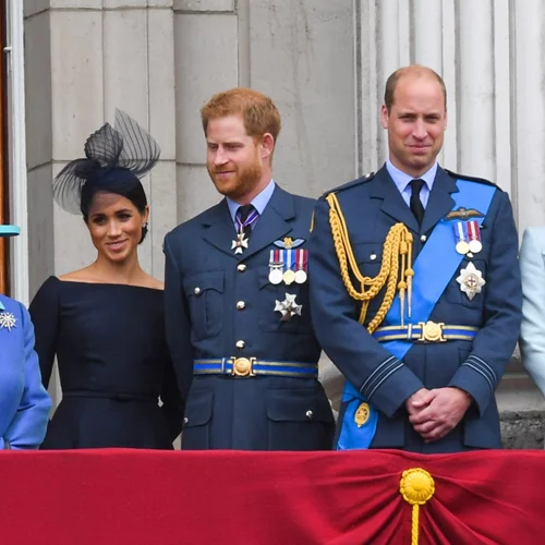 Kate, William, Meghan και Harry γιόρτασαν μαζί τα Χριστούγεννα και όλοι μιλούν γι' αυτό