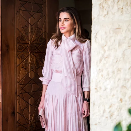 Christmas Royal Alert | Το πορτρέτο της βασίλισσας Ράνια και της οικογένειά της