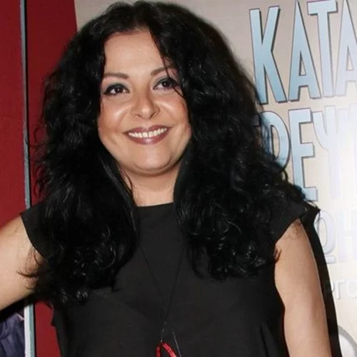 Βασιλική Ανδρίτσου| Έκοψε τα μαλλιά της καρέ