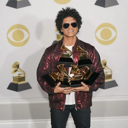 Βραβεία Grammy | Ανακοινώθηκαν οι τραγουδιστές που θα εμφανιστούν live