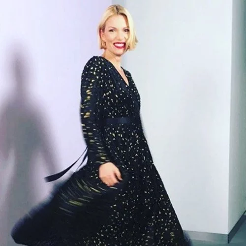 GNTM | Ποια πρώην παίκτρια συνάντησε τη Βίκυ Καγιά στο Shopping Star;