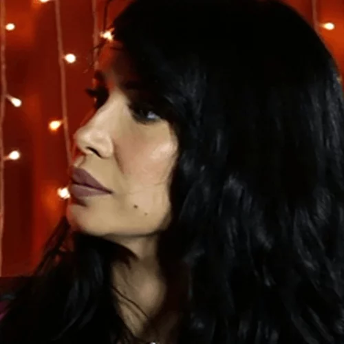 Πάολα | Μιλά πρώτη φορά για τη σχέση της με τον 25χρονο τραγουδιστή