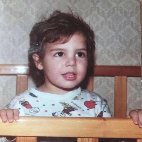 Quiz | Μπορείς να αναγνωρίσεις τον διάσημο παρουσιαστή;