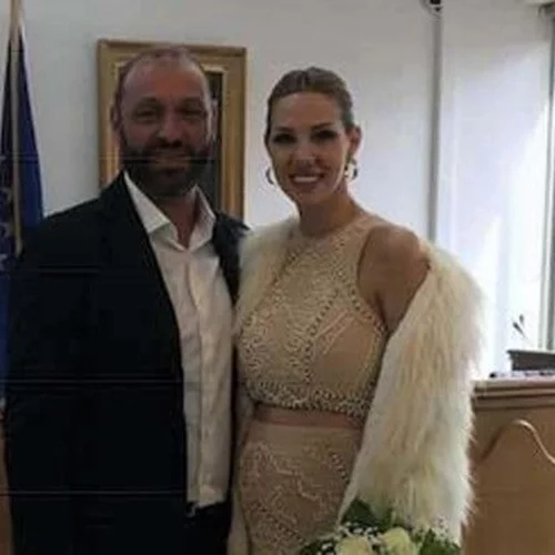 Σάσα Μπάστα | Παντρεύτηκε στον 7ο μήνα της εγκυμοσύνης της
